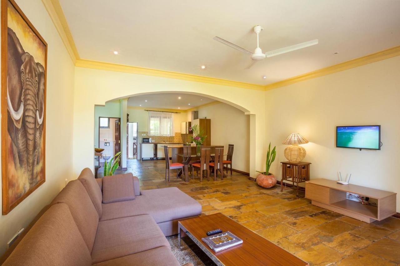 Amani Luxury Apartments Момбаса Екстер'єр фото