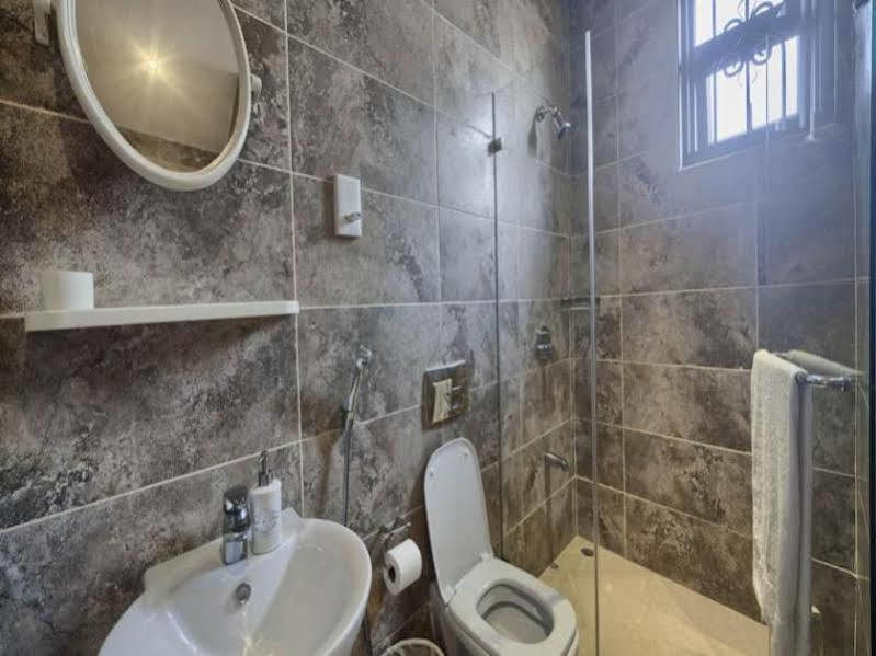 Amani Luxury Apartments Момбаса Екстер'єр фото