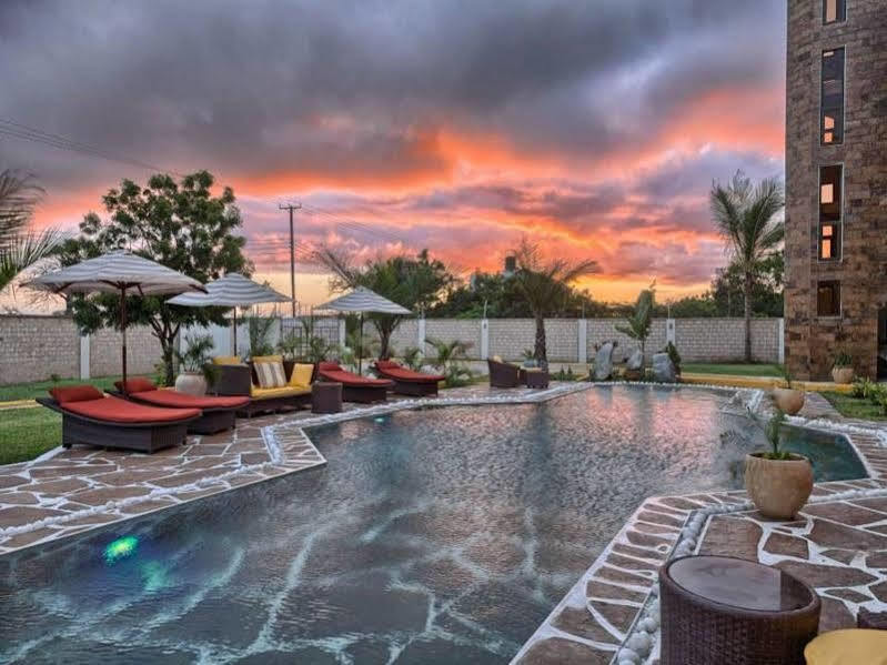 Amani Luxury Apartments Момбаса Екстер'єр фото