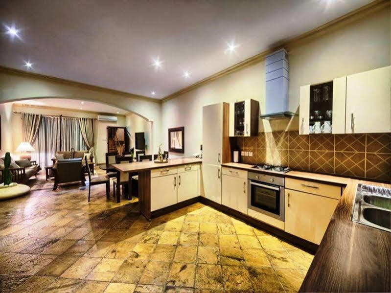 Amani Luxury Apartments Момбаса Екстер'єр фото