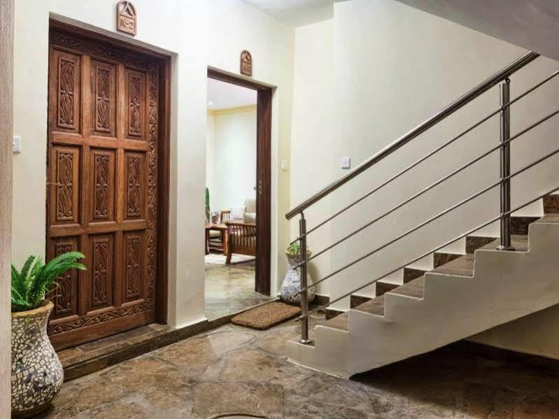 Amani Luxury Apartments Момбаса Екстер'єр фото