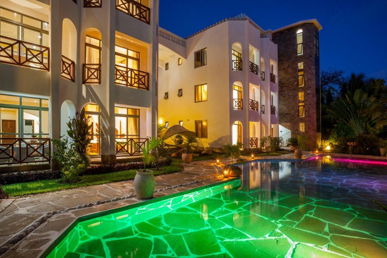 Amani Luxury Apartments Момбаса Екстер'єр фото