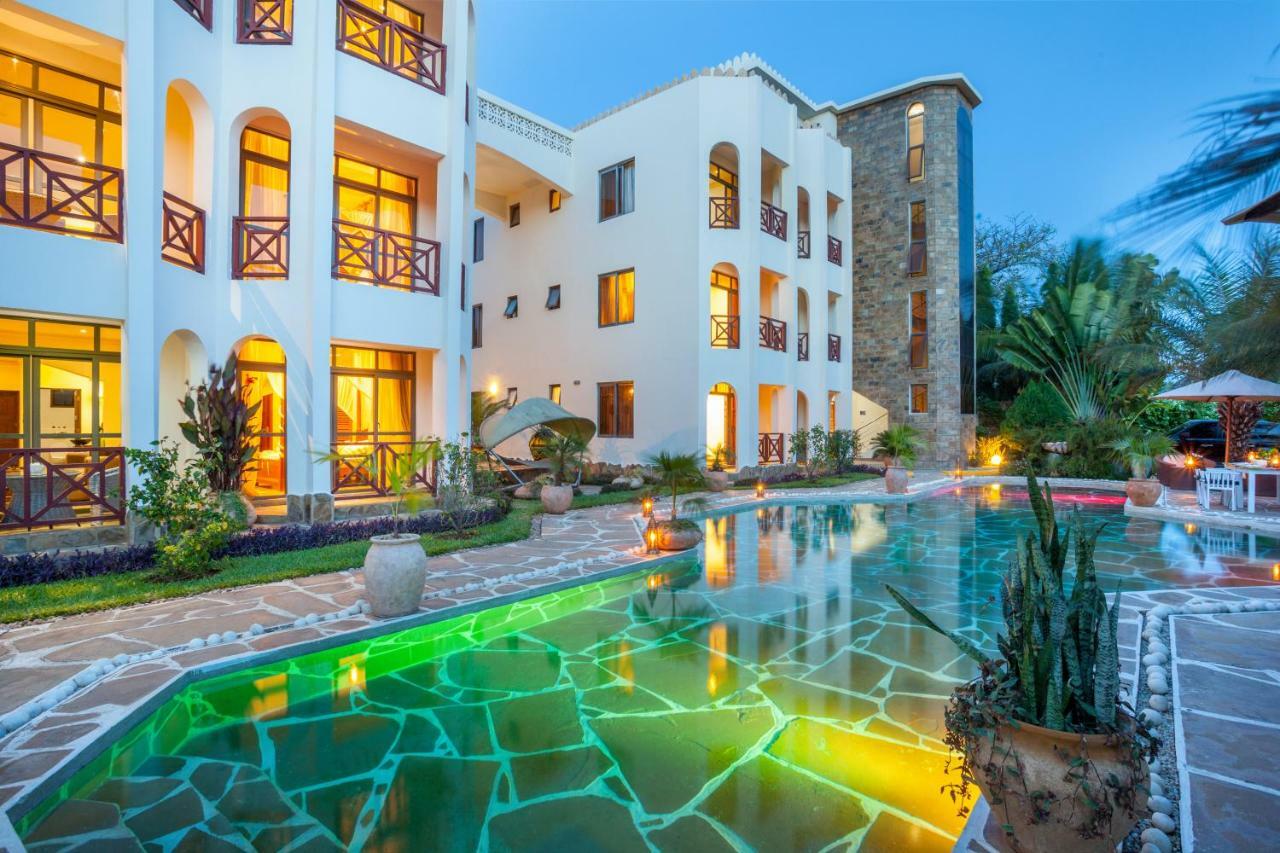 Amani Luxury Apartments Момбаса Екстер'єр фото