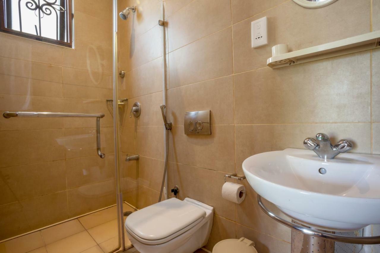 Amani Luxury Apartments Момбаса Екстер'єр фото